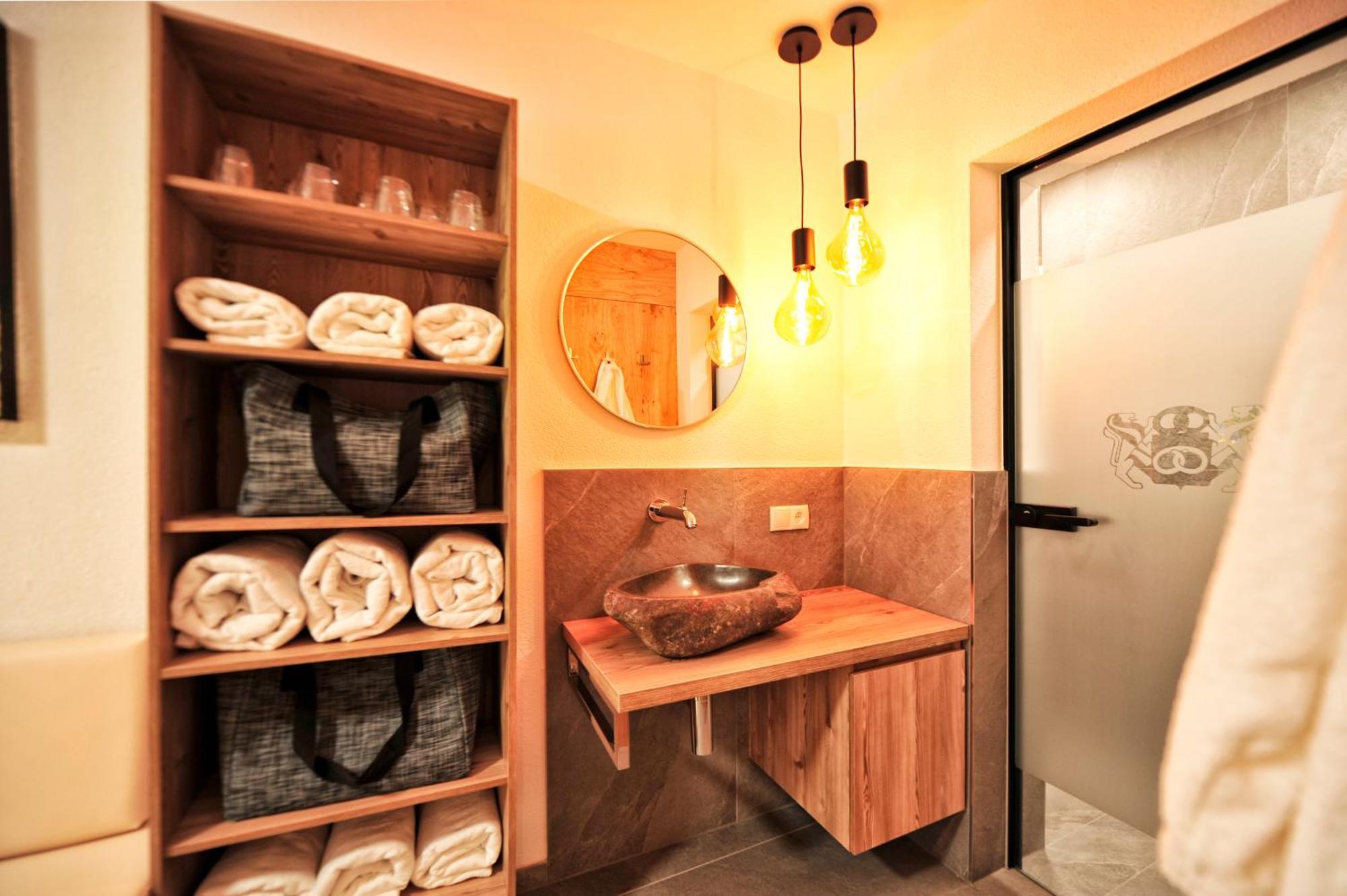 Baeckerei Schranz Acomodação com café da manhã Sankt Leonhard im Pitztal Exterior foto